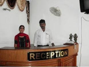 Hotel Neelkanth Lucknow Luaran gambar